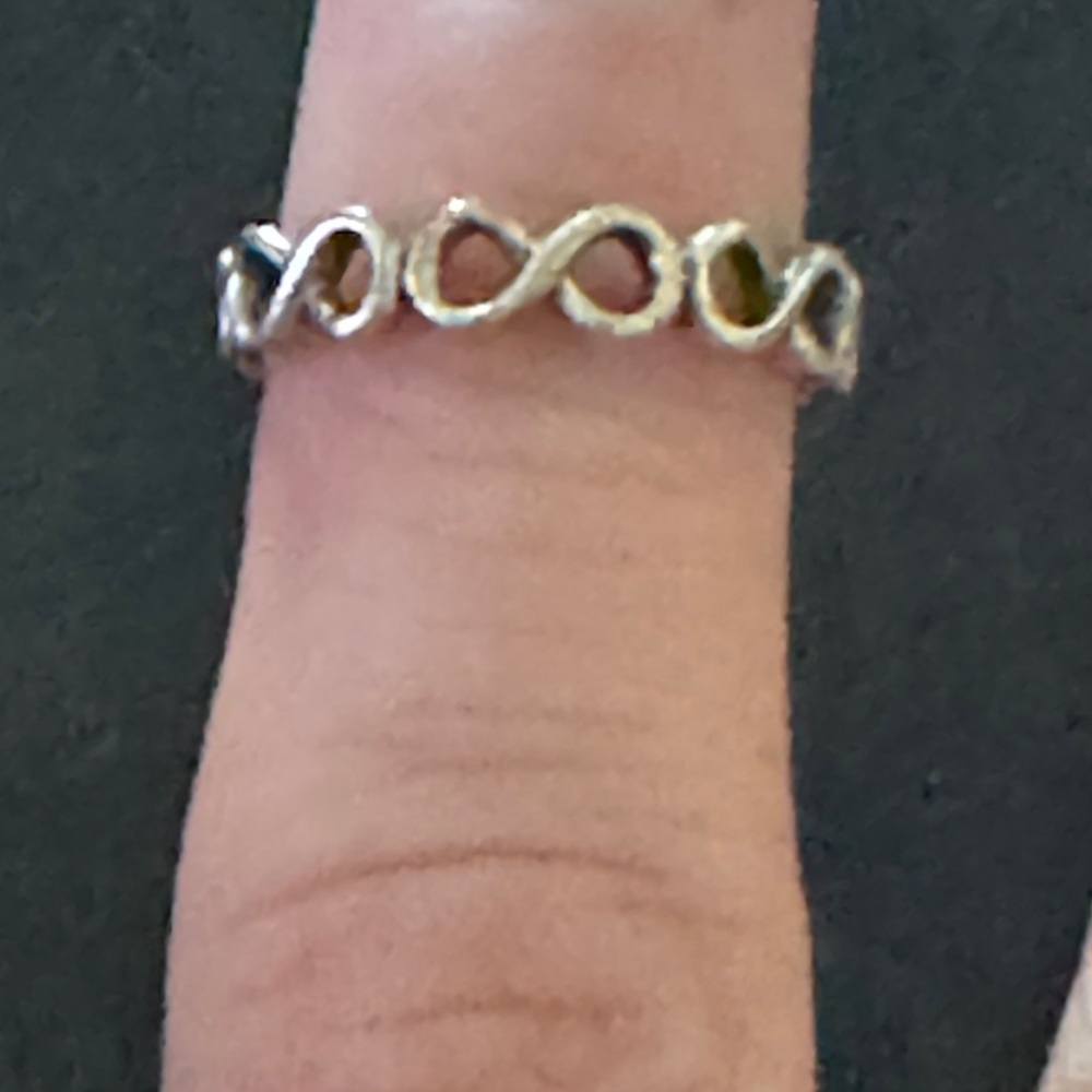 Elegant Silver Infinity Ring